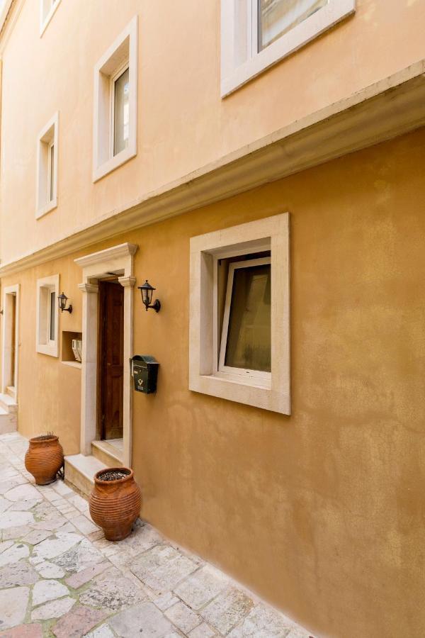Stylish Old Town Apartments Corfu  Экстерьер фото