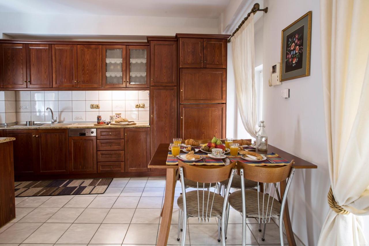Stylish Old Town Apartments Corfu  Экстерьер фото